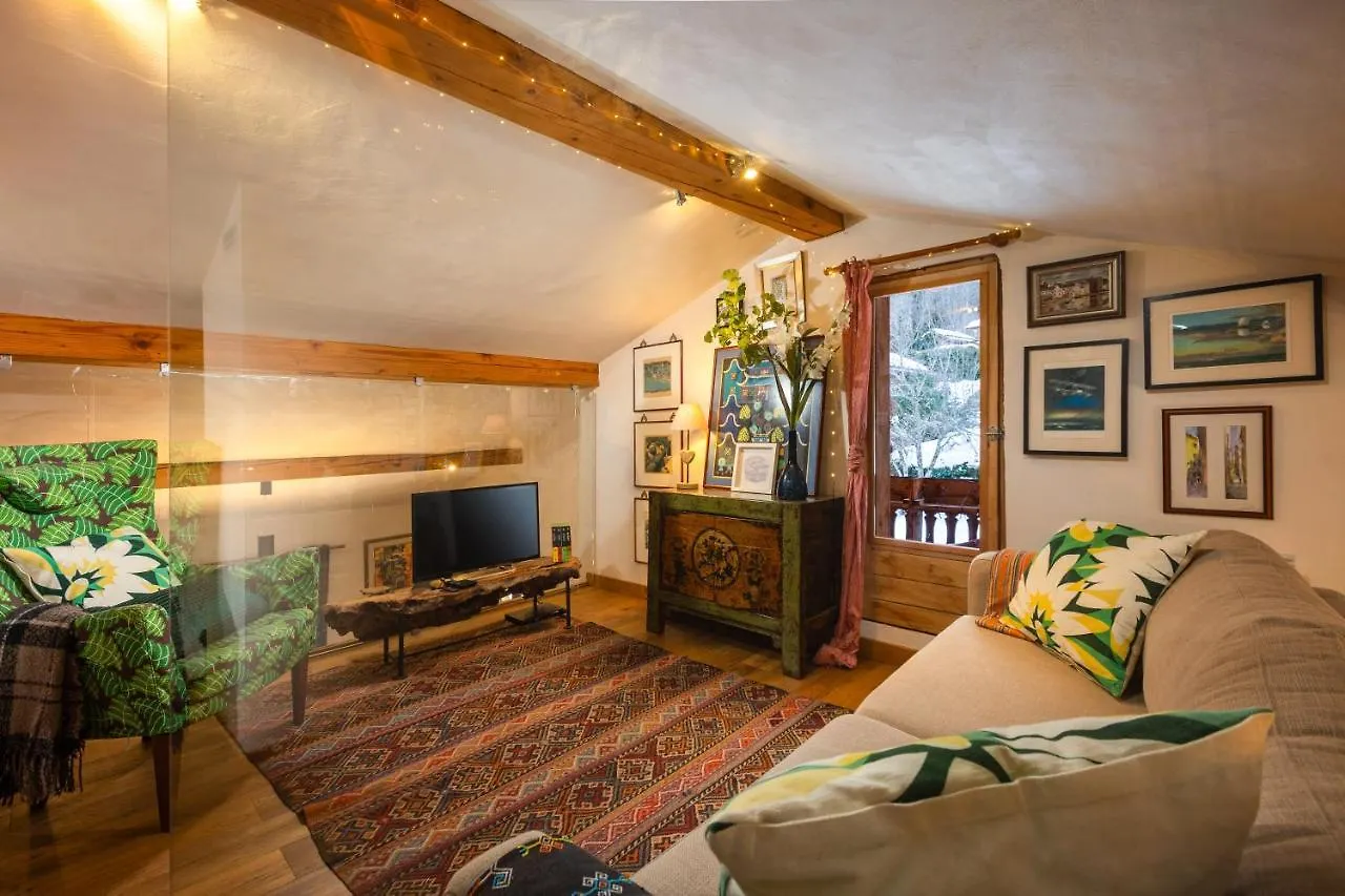 Chalet Fleur De Lys - Chalet 4Br Wood Stove , Home Cinema , Parental Suite - By Cozee Rentals Les Houches 0*,